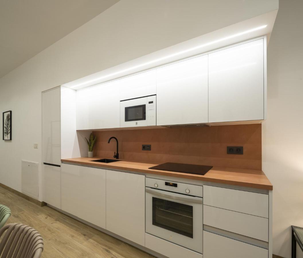Apartamentos Mª Luisa De Dios, By Daimar Granada Eksteriør billede